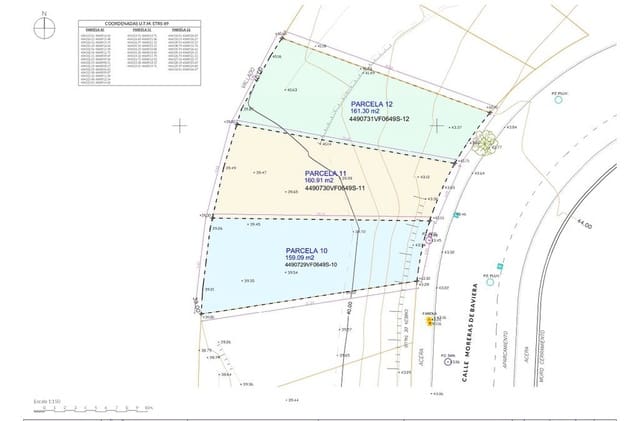 3 makuuhuone Omakotitalo myytävänä paikassa Caleta de Vélez, Vélez-Málaga mukana uima-altaan 
autotalli - 514 500 € (Ref: 9228748)