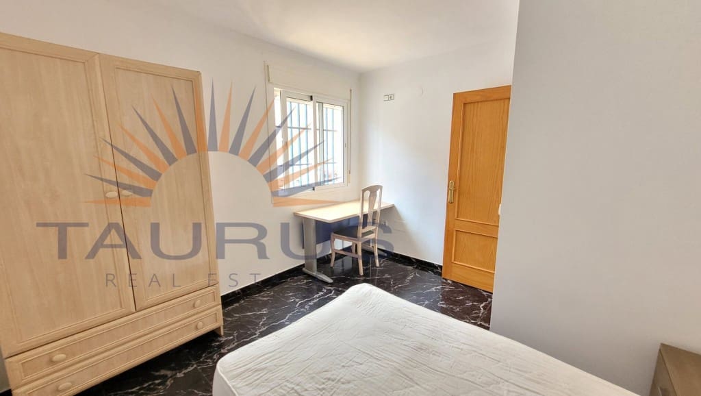 3 bedroom Apartment for sale in Caleta de Velez - € 249,000 (Ref: 9239800)