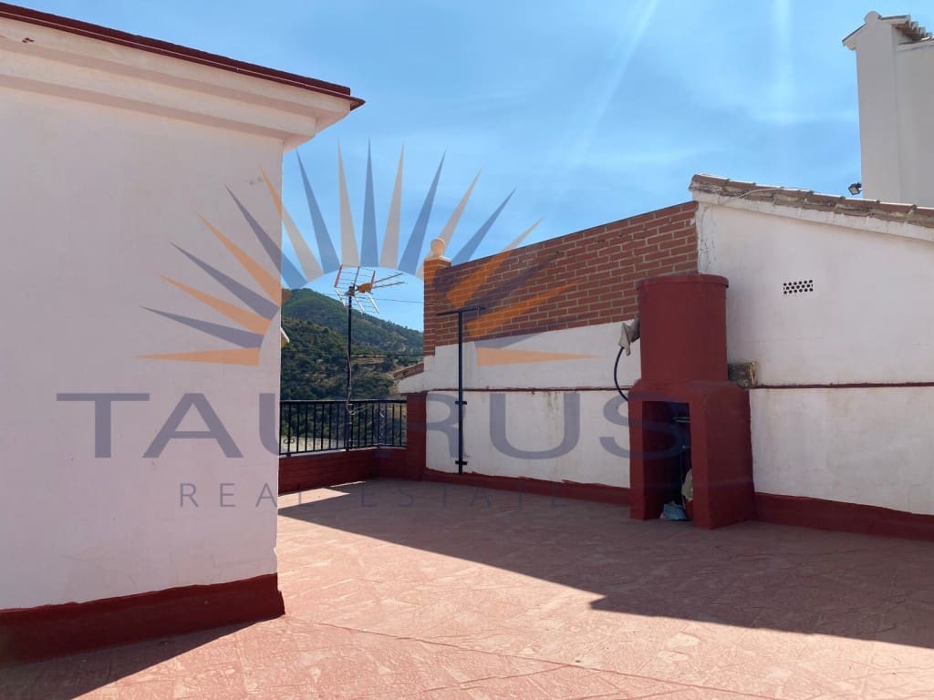 2 soveværelse Byhus til salg i Sedella med garage - € 75.000 (Ref: 9243235)