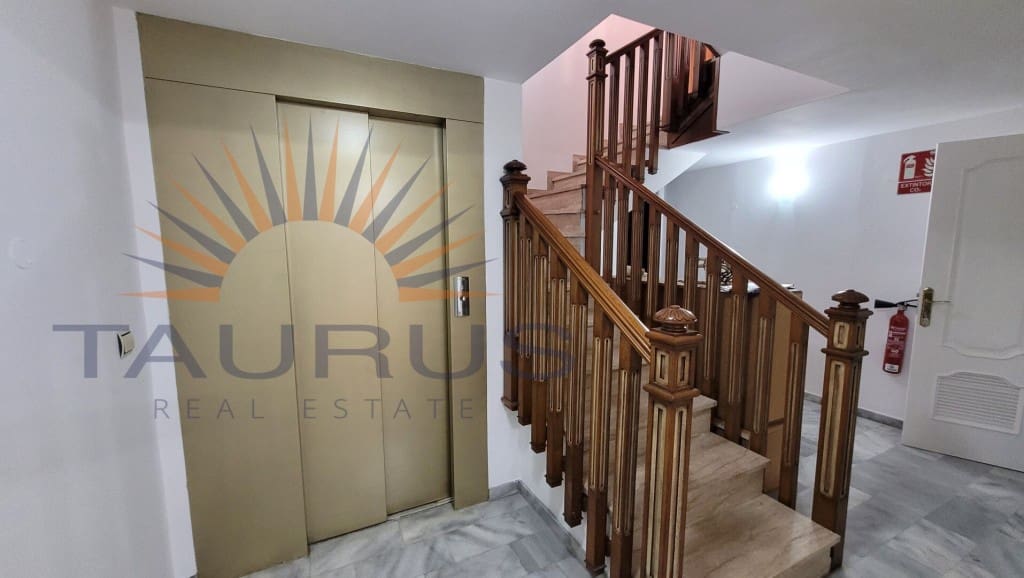 5 soveværelse Villa til salg i Caleta de Velez med garage - € 995.000 (Ref: 9251979)