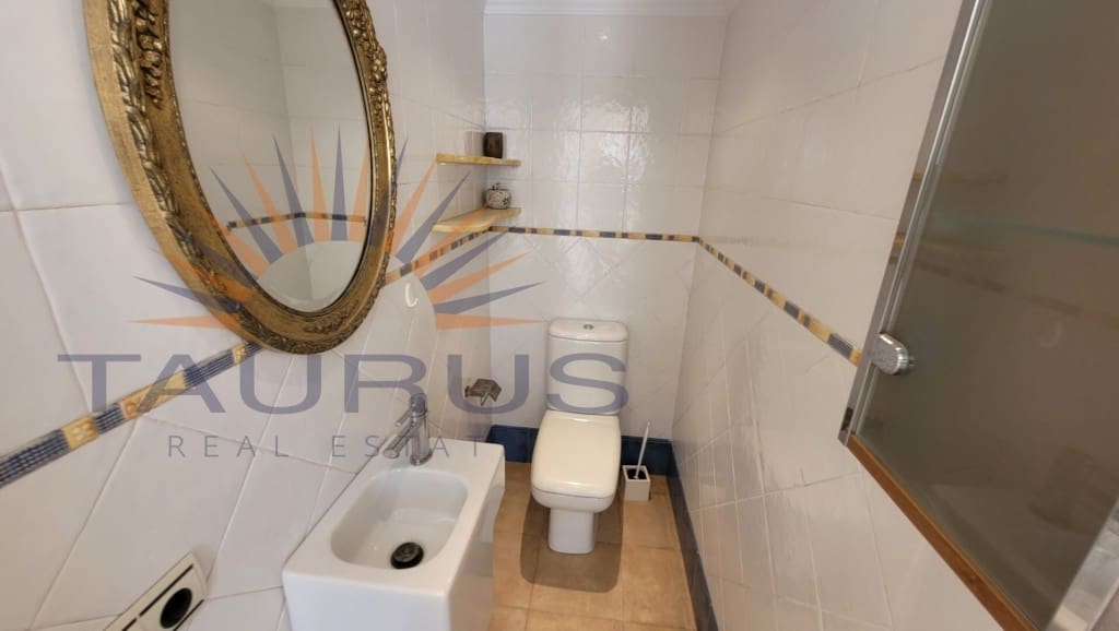 5 soveværelse Villa til salg i Caleta de Velez med garage - € 995.000 (Ref: 9251979)