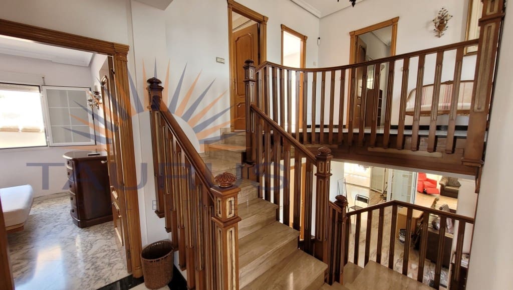 5 soveværelse Villa til salg i Caleta de Velez med garage - € 995.000 (Ref: 9251979)