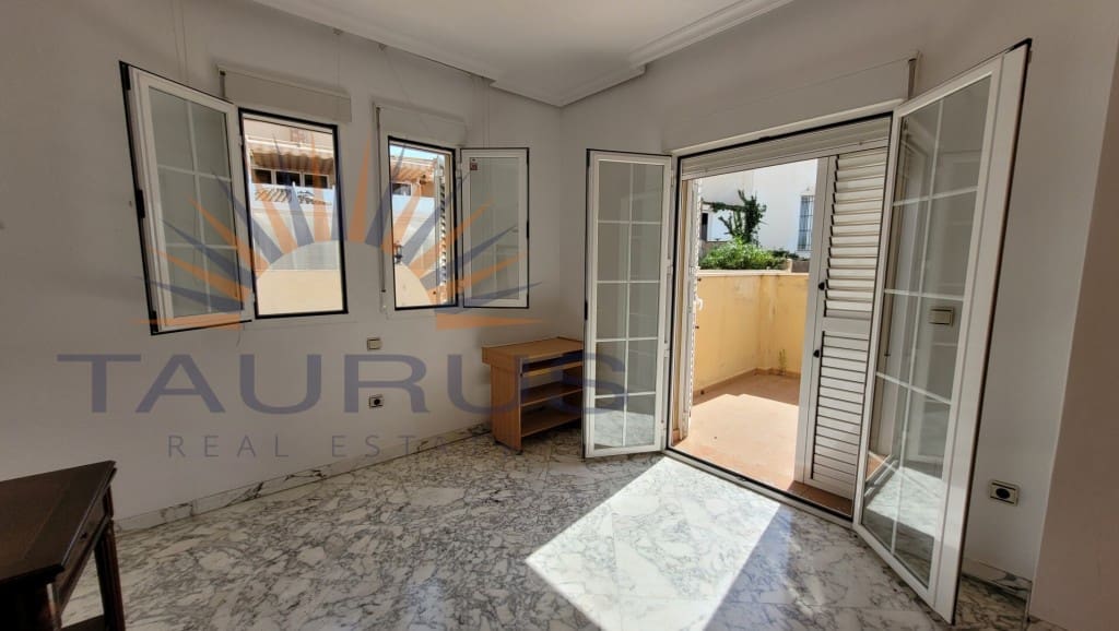 5 soveværelse Villa til salg i Caleta de Velez med garage - € 995.000 (Ref: 9251979)