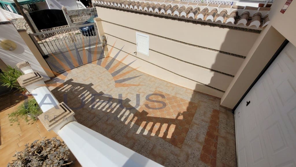 5 soveværelse Villa til salg i Caleta de Velez med garage - € 995.000 (Ref: 9251979)