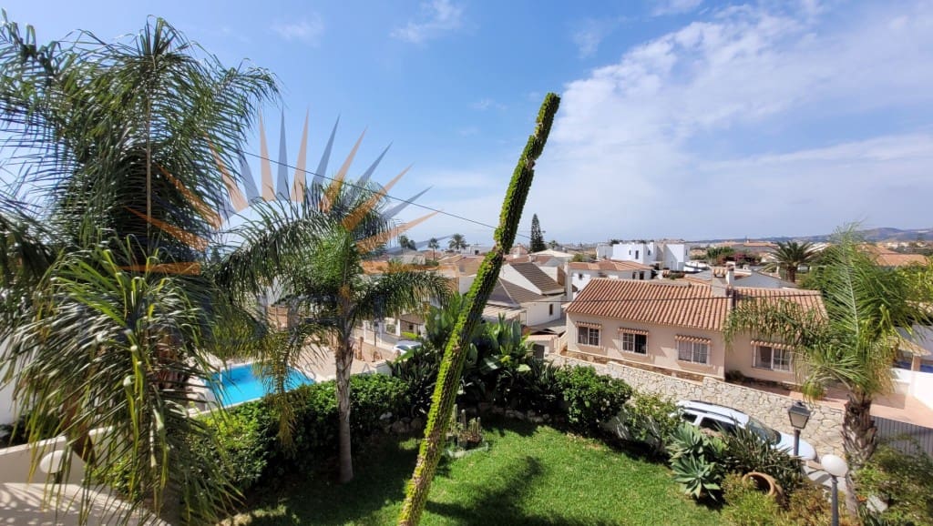 5 soveværelse Villa til salg i Caleta de Velez med garage - € 995.000 (Ref: 9251979)