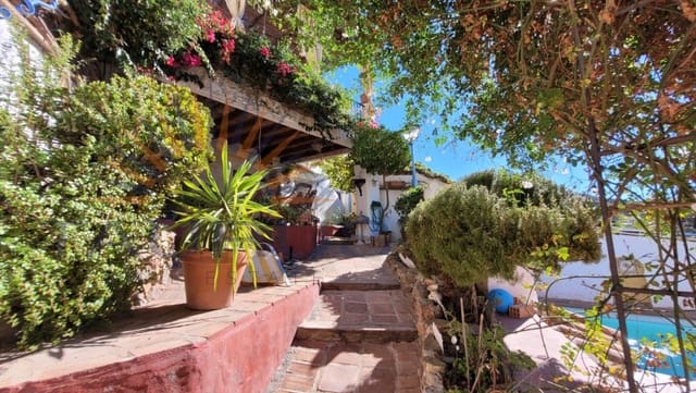 6 sovrum Hus till salu i Comares med pool garage - 324 500 € (Ref: 9300958)