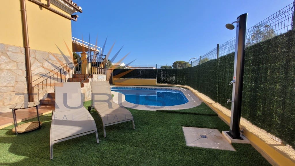 5 soveværelse Villa til salg i Malaga by med swimmingpool garage - € 995.000 (Ref: 9317783)