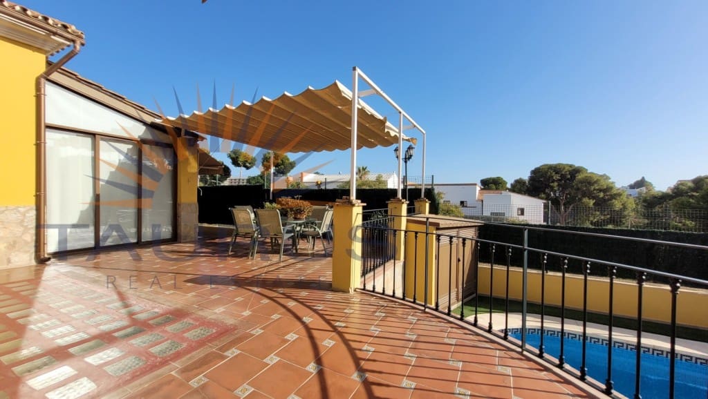 5 soveværelse Villa til salg i Malaga by med swimmingpool garage - € 995.000 (Ref: 9317783)