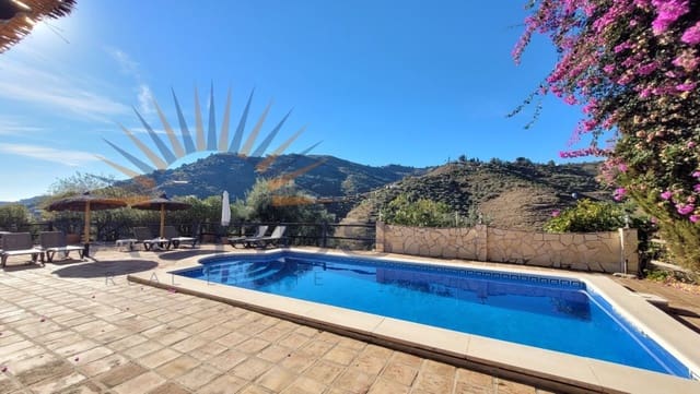 3 bedroom Villa for sale in Cómpeta with pool - € 445,000 (Ref: 9337852)