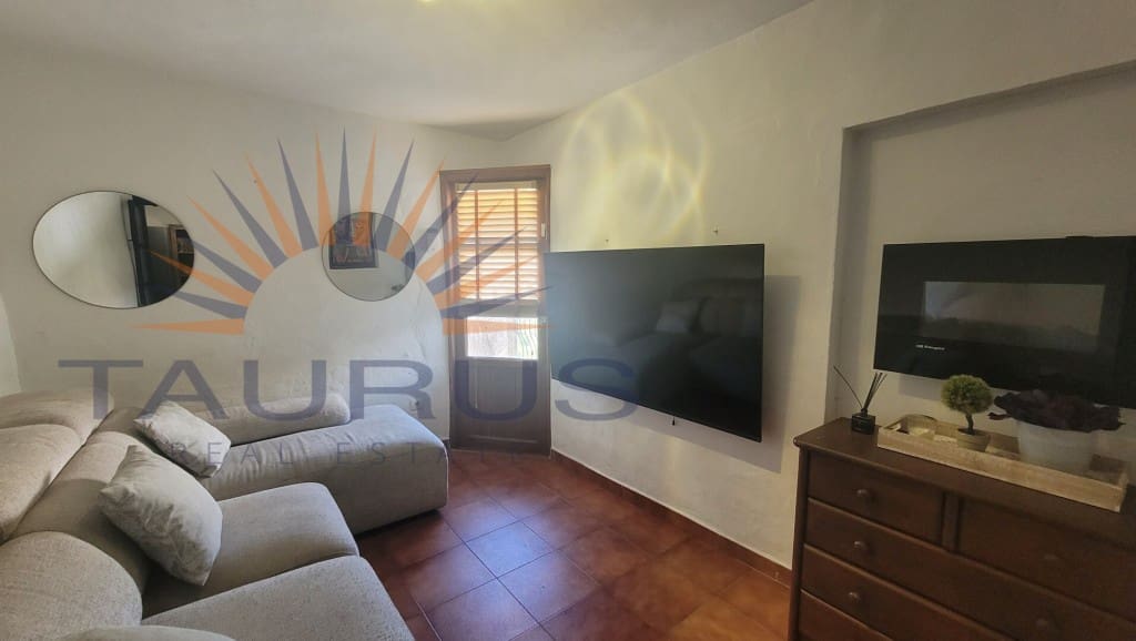 4 soveværelse Byhus til salg i Competa med garage - € 212.000 (Ref: 9337853)