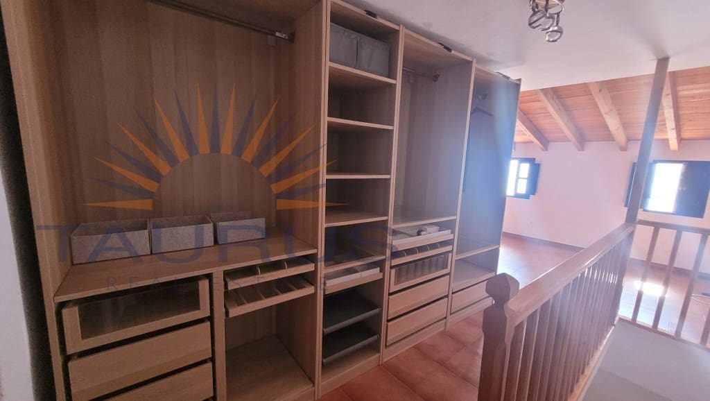 4 soveværelse Byhus til salg i Competa med garage - € 212.000 (Ref: 9337853)