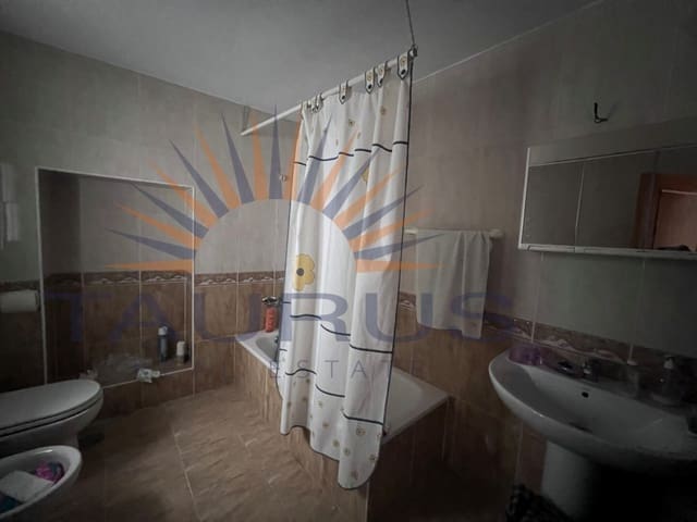 4 slaapkamer Huis te koop in Archez - € 175.000 (Ref: 9337855)