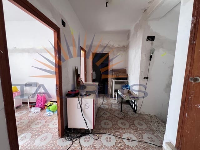 4 slaapkamer Huis te koop in Archez - € 175.000 (Ref: 9337855)