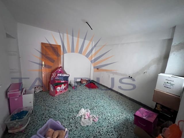 4 slaapkamer Huis te koop in Archez - € 175.000 (Ref: 9337855)