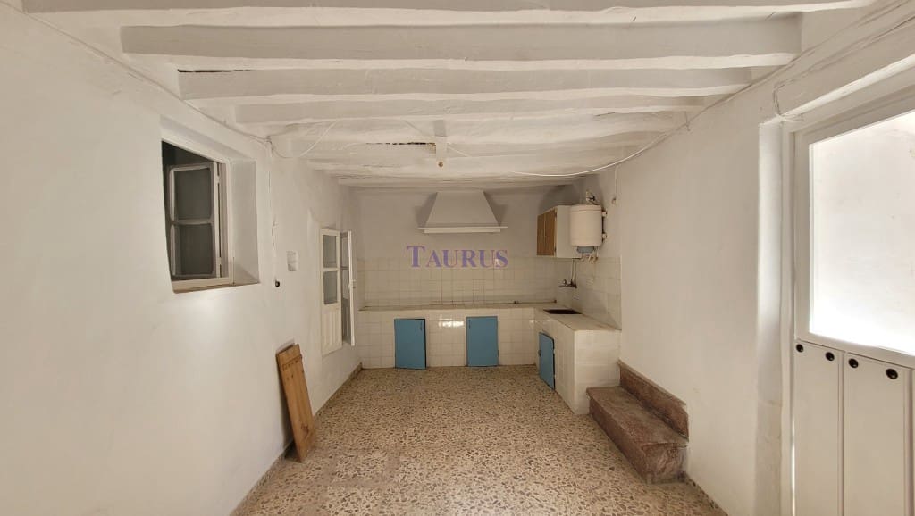 3 slaapkamer Huis te koop in Canillas de Albaida - € 98.000 (Ref: 9349285)