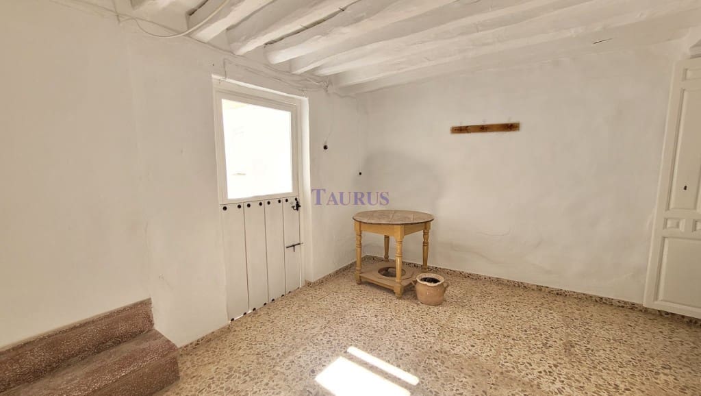 3 slaapkamer Huis te koop in Canillas de Albaida - € 98.000 (Ref: 9349285)