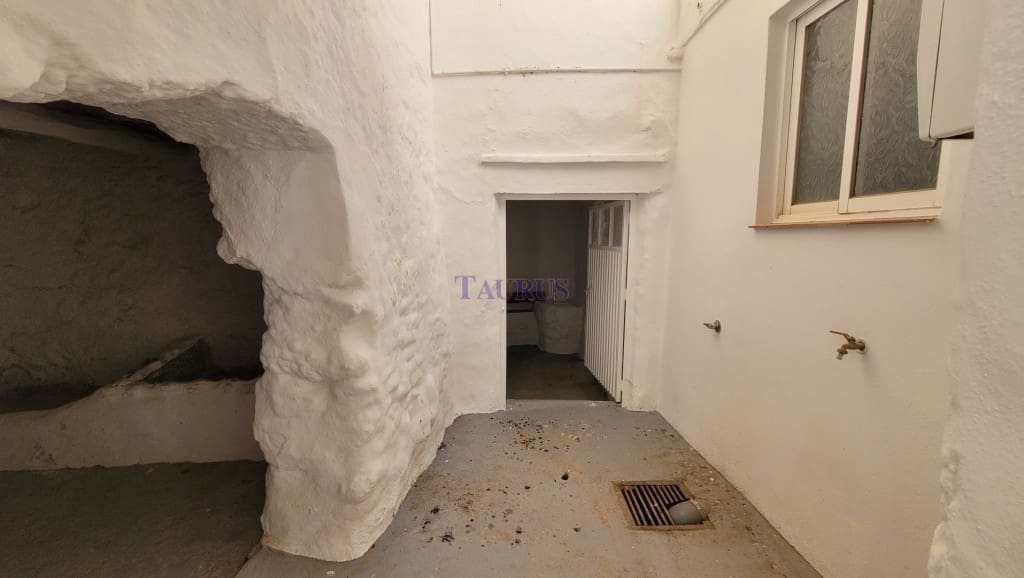 3 slaapkamer Huis te koop in Canillas de Albaida - € 98.000 (Ref: 9349285)