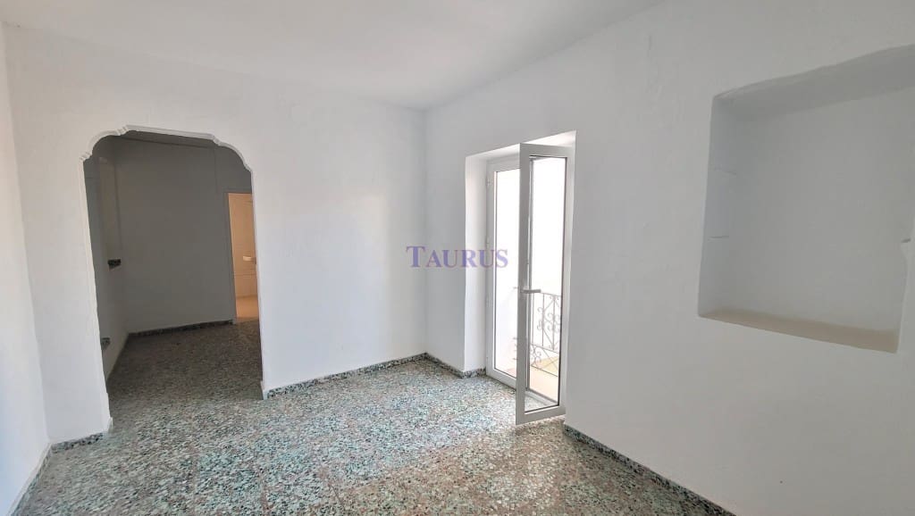 3 slaapkamer Huis te koop in Canillas de Albaida - € 98.000 (Ref: 9349285)