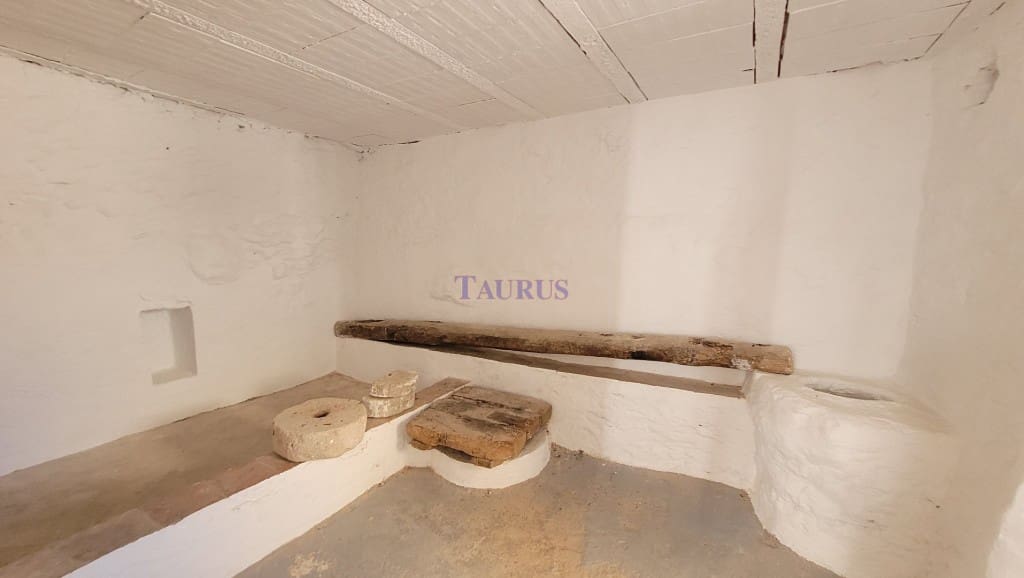 3 slaapkamer Huis te koop in Canillas de Albaida - € 98.000 (Ref: 9349285)