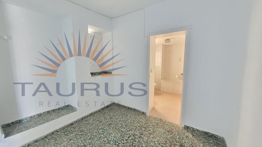 3 soverom Hus til salgs i Canillas de Albaida - € 98 000 (Ref: 9349285)