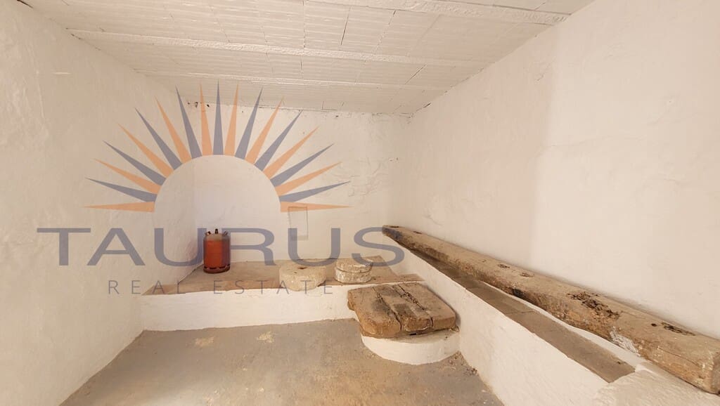 3 soverom Hus til salgs i Canillas de Albaida - € 98 000 (Ref: 9349285)