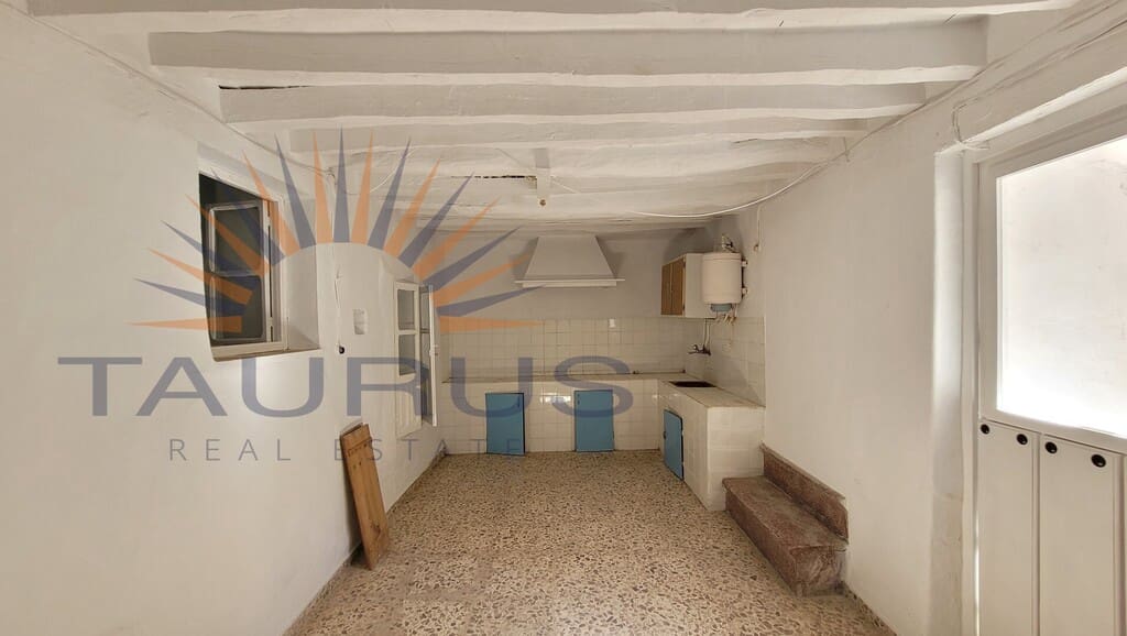 3 soverom Hus til salgs i Canillas de Albaida - € 98 000 (Ref: 9349285)
