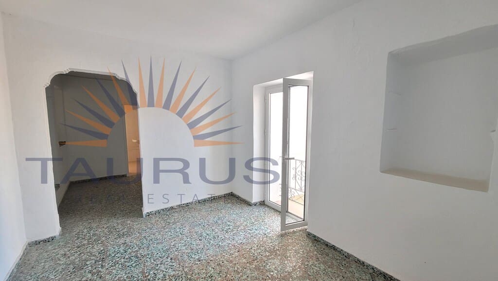 3 soverom Hus til salgs i Canillas de Albaida - € 98 000 (Ref: 9349285)