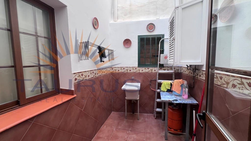 5 slaapkamer Huis te koop in Archez - € 180.000 (Ref: 9367223)