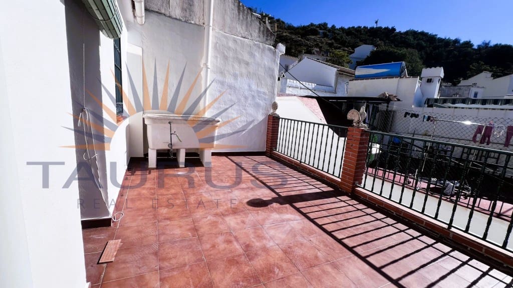 5 bedroom Townhouse for sale in Archez - € 140,000 (Ref: 9367223)