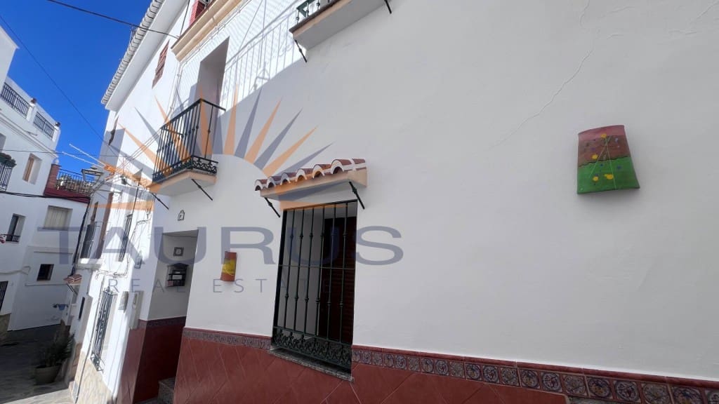 5 bedroom Townhouse for sale in Archez - € 140,000 (Ref: 9367223)