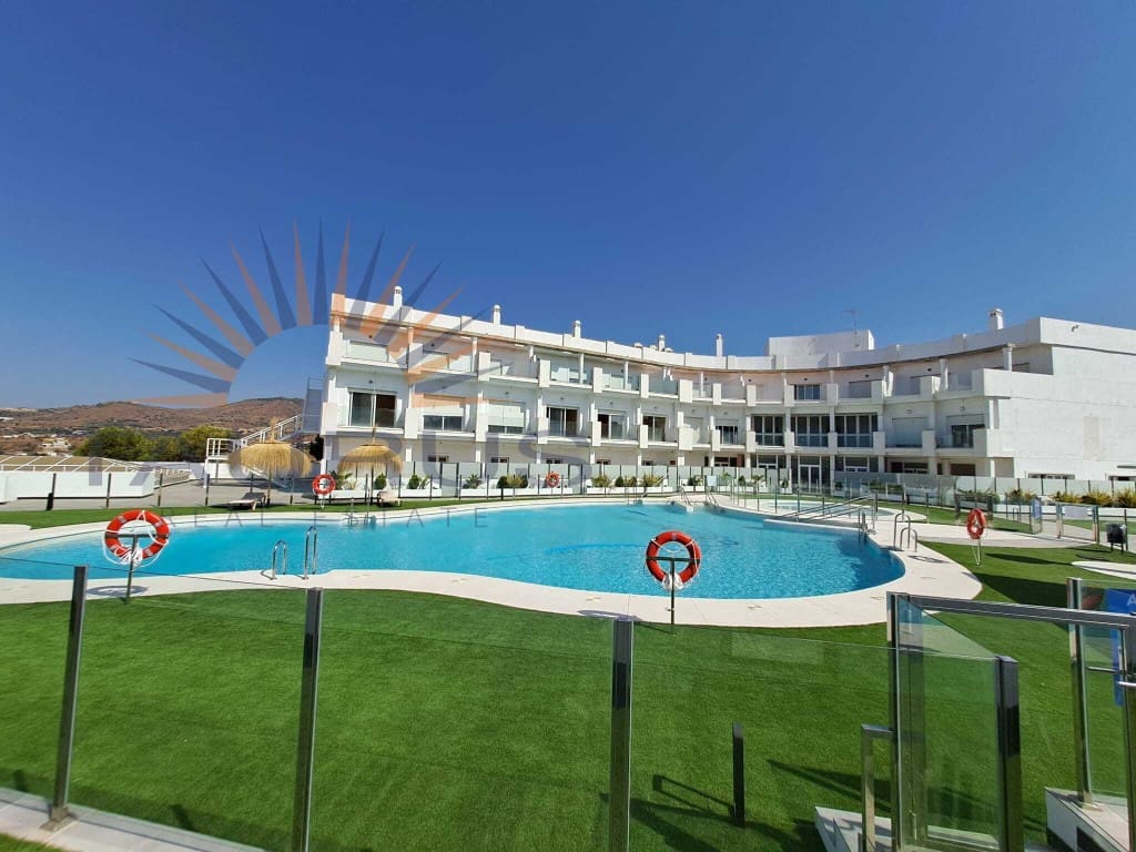 1 soveværelse Lejlighed til salg i Rincon de la Victoria med swimmingpool garage - € 265.000 (Ref: 9371922)