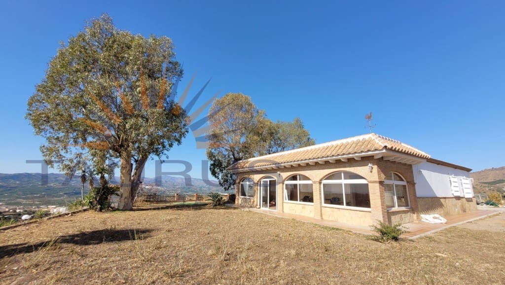 4 quarto Moradia para venda em Velez-Malaga - 650 000 € (Ref: 9395857)