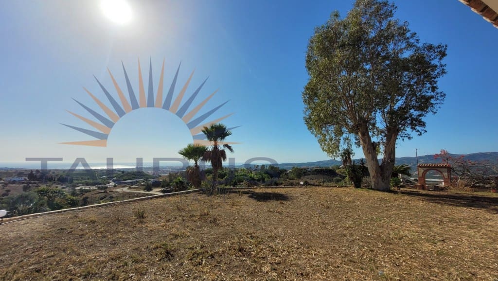 4 quarto Moradia para venda em Velez-Malaga - 650 000 € (Ref: 9395857)