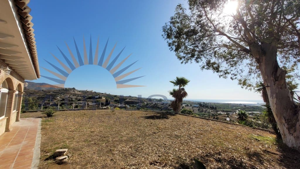 4 quarto Moradia para venda em Velez-Malaga - 650 000 € (Ref: 9395857)