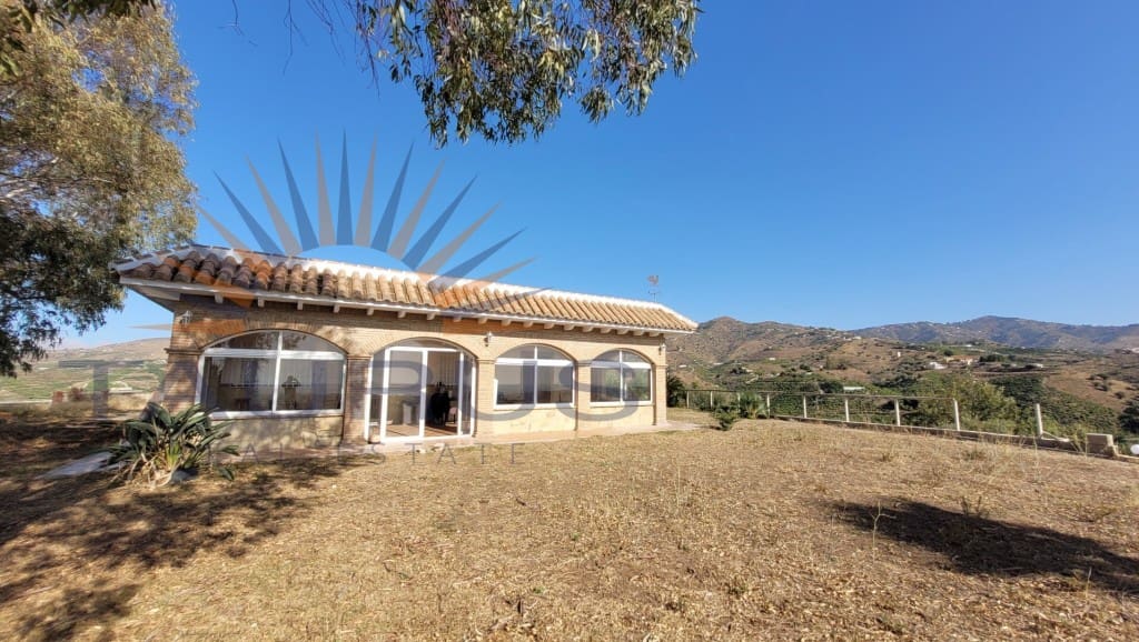 4 quarto Moradia para venda em Velez-Malaga - 650 000 € (Ref: 9395857)