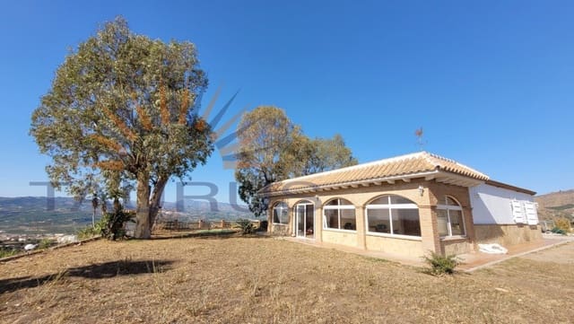 4 soverom Villa til salgs i Vélez-Málaga med svømmebasseng garasje - € 650 000 (Ref: 9395857)