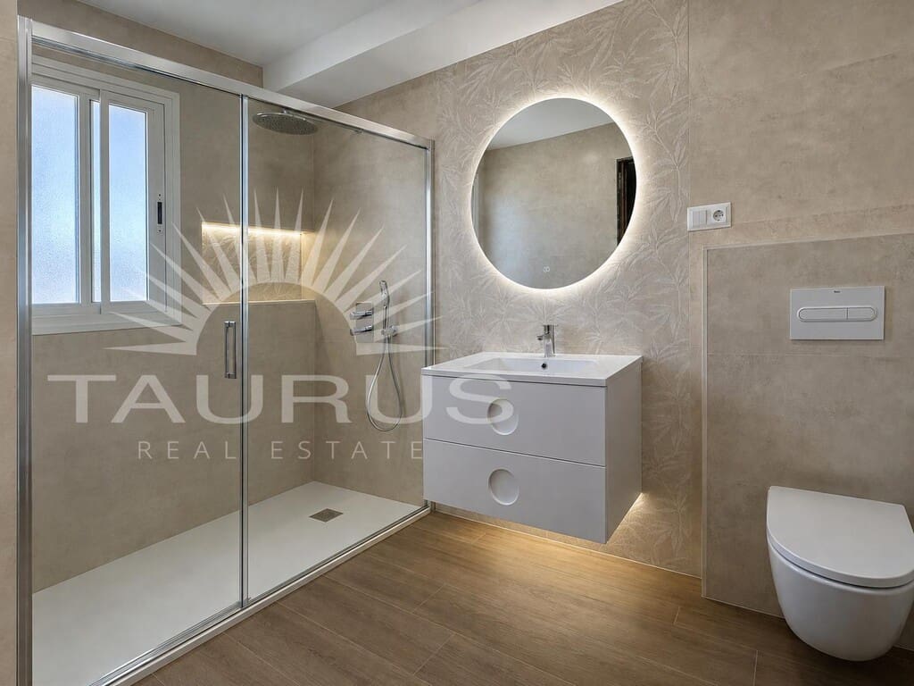4 sovrum Villa till salu i Velez-Malaga - 650 000 € (Ref: 9395857)