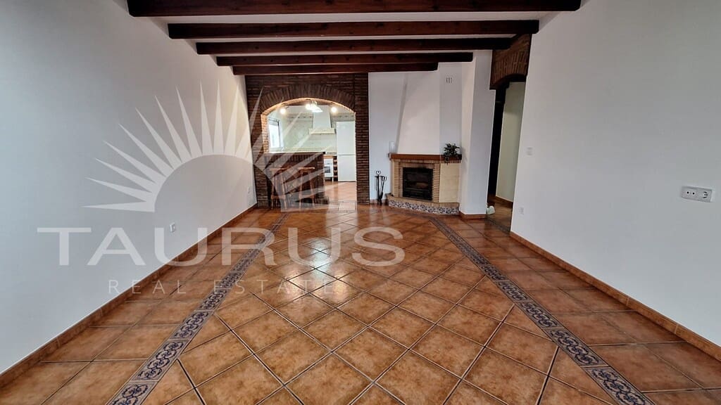 4 sovrum Villa till salu i Velez-Malaga - 650 000 € (Ref: 9395857)