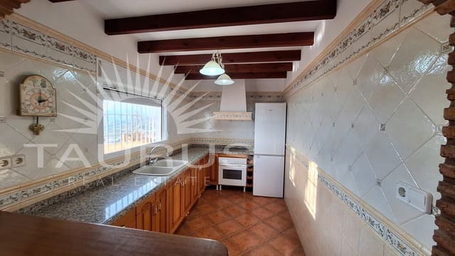 4 soveværelse Villa til salg i Vélez-Málaga - € 650.000 (Ref: 9395857)
