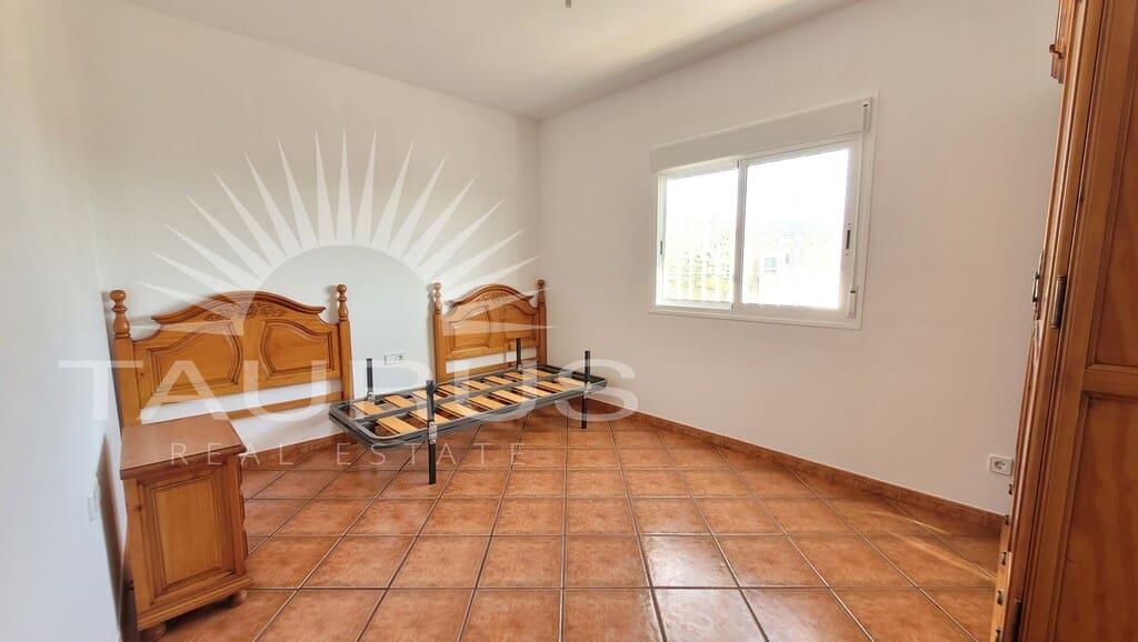 4 sovrum Villa till salu i Velez-Malaga - 650 000 € (Ref: 9395857)