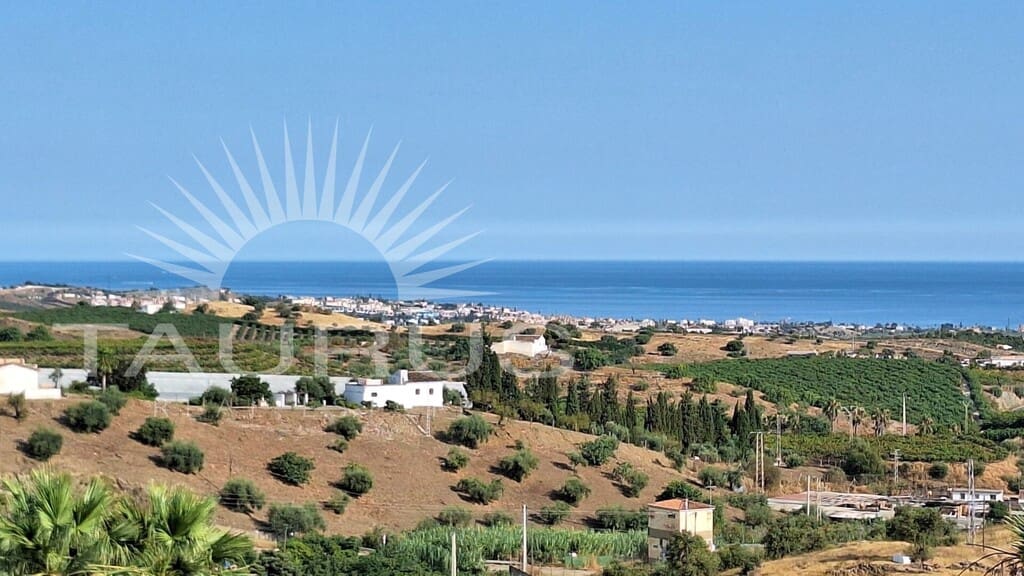 4 sovrum Villa till salu i Velez-Malaga - 650 000 € (Ref: 9395857)