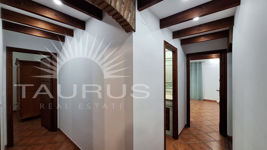 4 sovrum Villa till salu i Velez-Malaga - 650 000 € (Ref: 9395857)