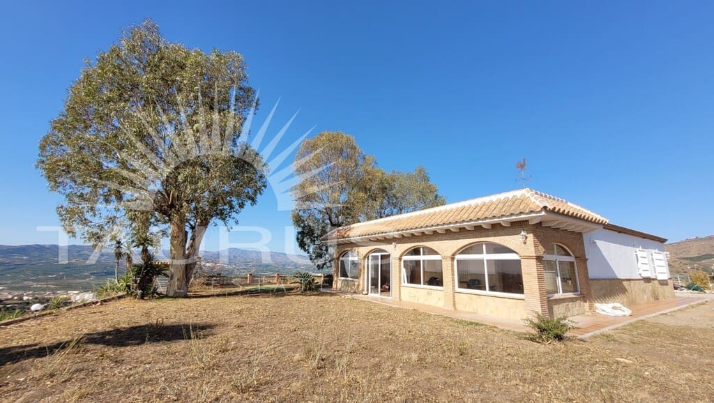 4 sovrum Villa till salu i Velez-Malaga - 650 000 € (Ref: 9395857)