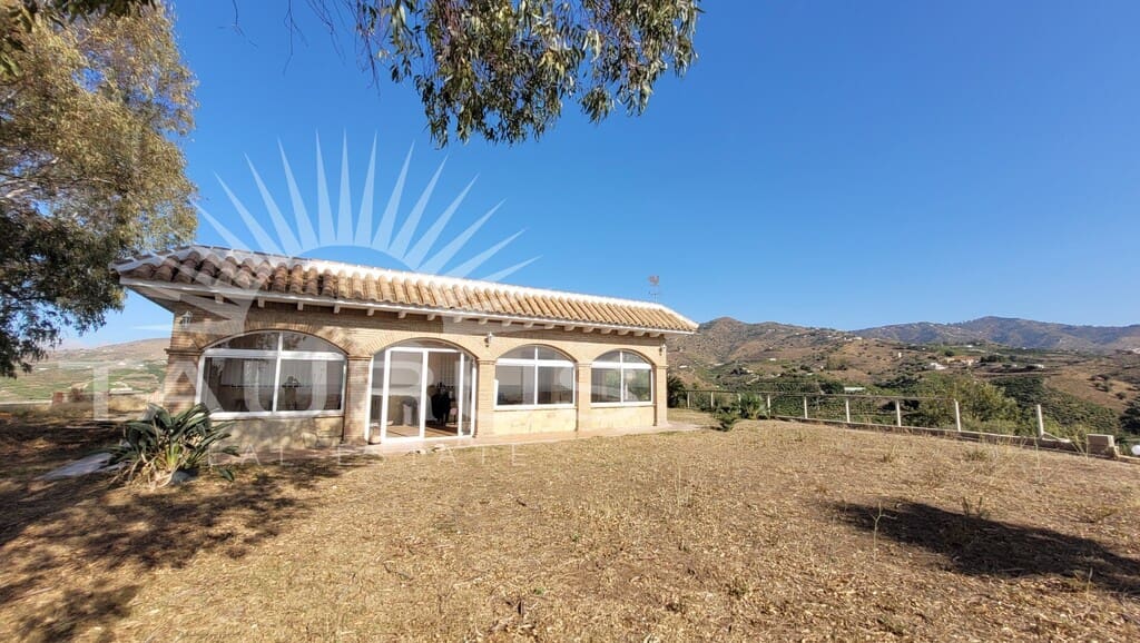 4 sovrum Villa till salu i Velez-Malaga - 650 000 € (Ref: 9395857)