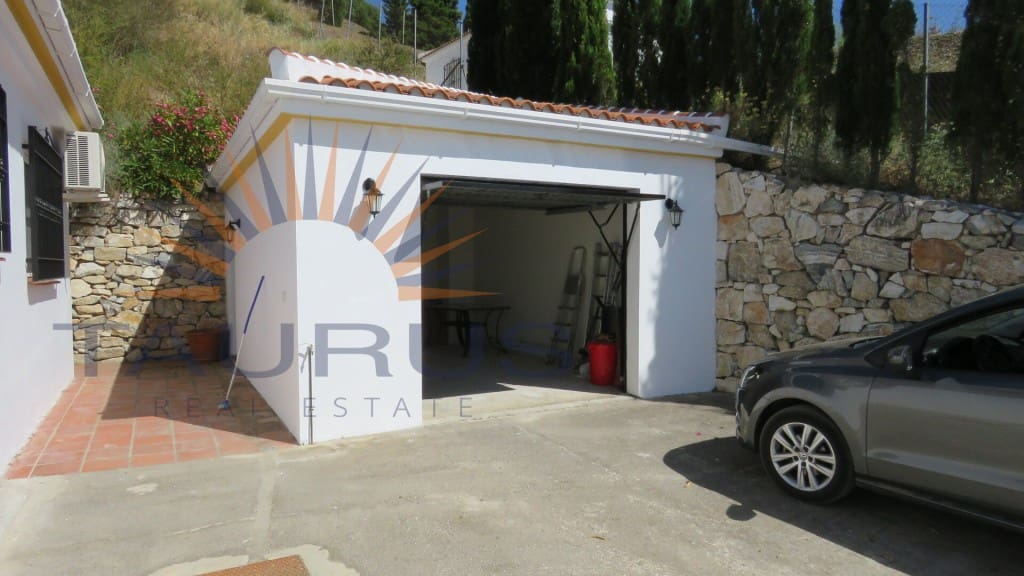 3 soverom Villa til salgs i Competa med svømmebasseng garasje - € 490 000 (Ref: 9403190)