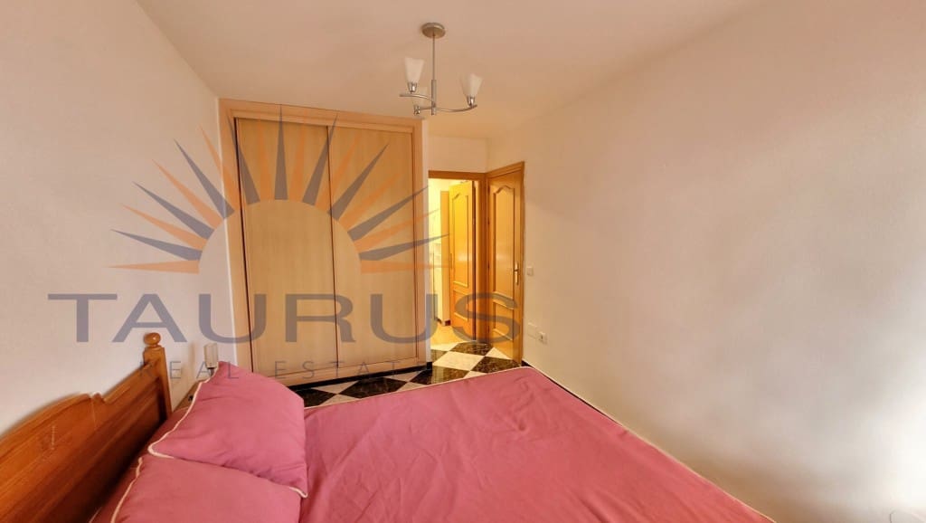 3 soveværelse Lejlighed til salg i Torre de Benagalbon med swimmingpool garage - € 410.000 (Ref: 9415694)