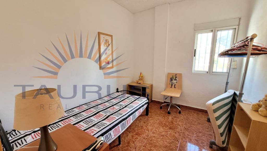 5 soveværelse Villa til salg i Competa med swimmingpool - € 345.000 (Ref: 9426991)