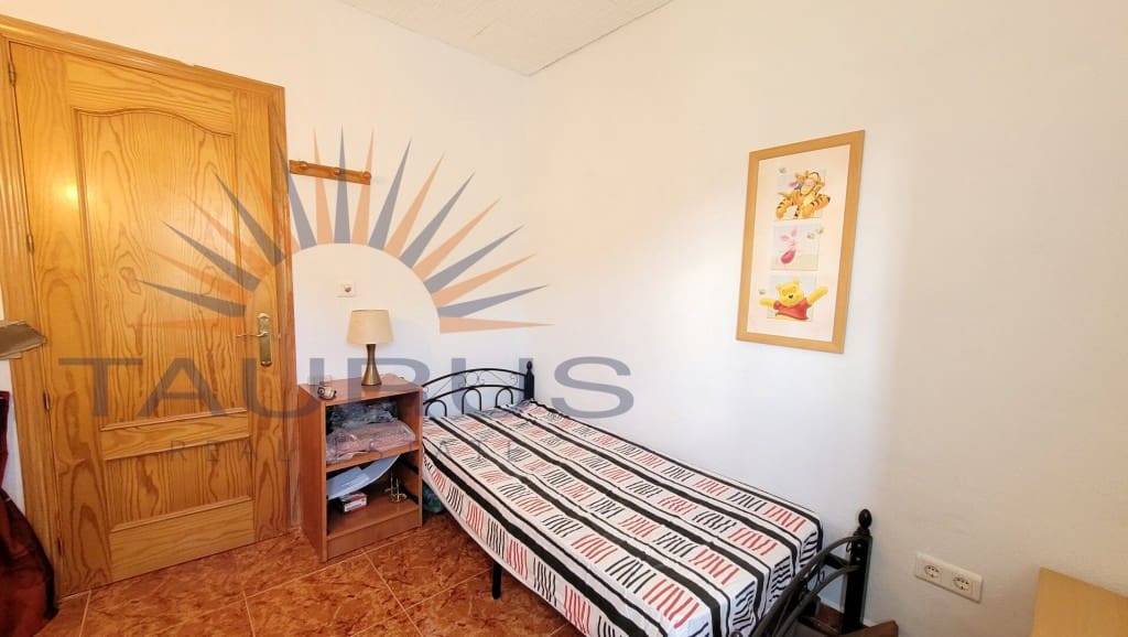 5 soveværelse Villa til salg i Competa med swimmingpool - € 345.000 (Ref: 9426991)