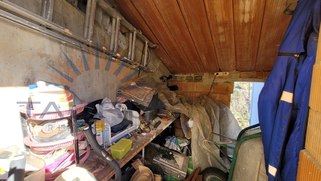 5 soveværelse Villa til salg i Competa med swimmingpool - € 345.000 (Ref: 9426991)