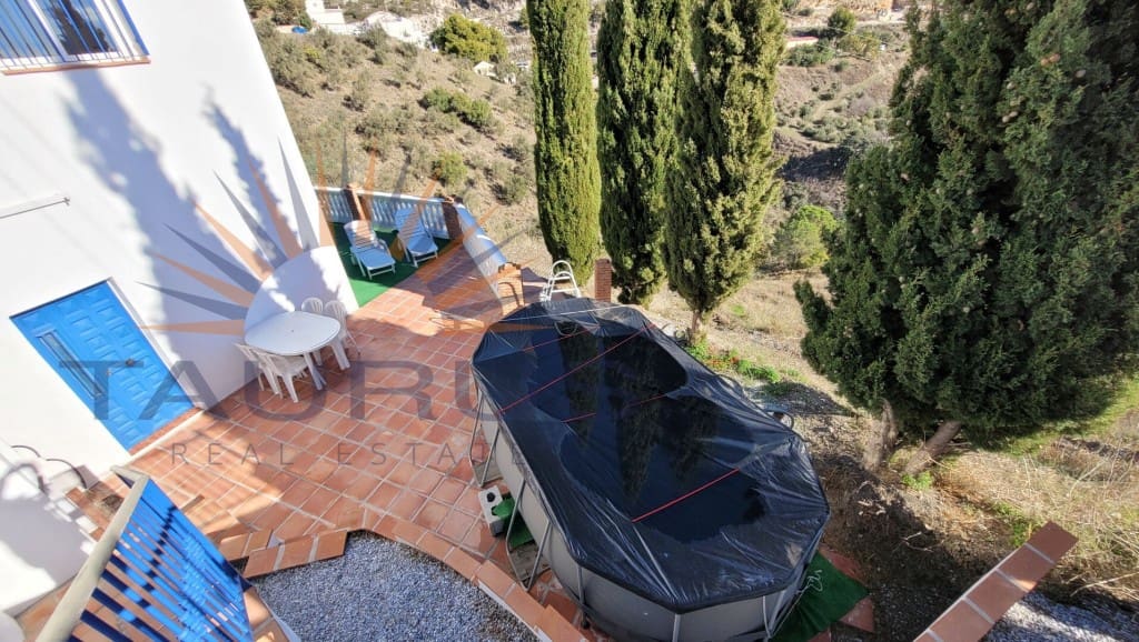 5 soveværelse Villa til salg i Competa med swimmingpool - € 345.000 (Ref: 9426991)